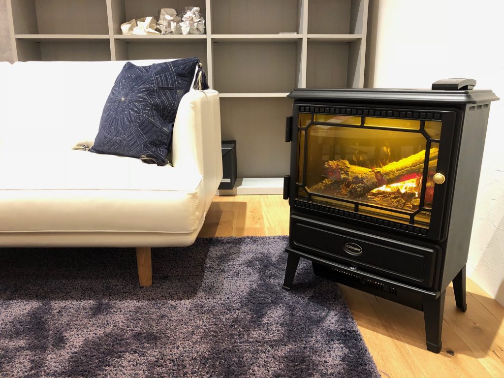 見た目にも暖かくオシャレな電気暖炉dimplex 札幌の家具 インテリア Inzone